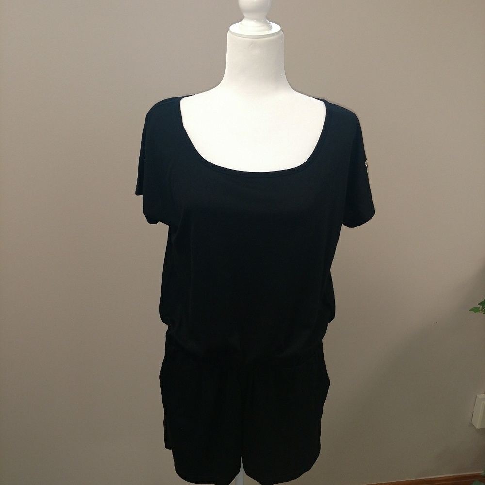 *sold*Black romper with shoulder detail